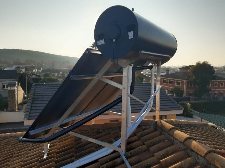 Paneles solares agua caliente Córdoba